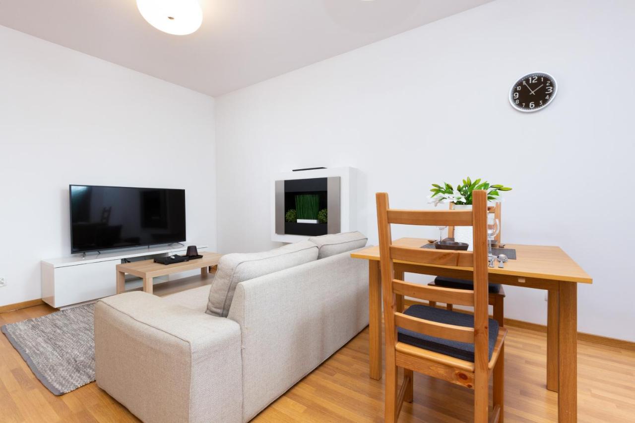 Apartments Platynowa Gdansk By Noclegi Renters Ngoại thất bức ảnh