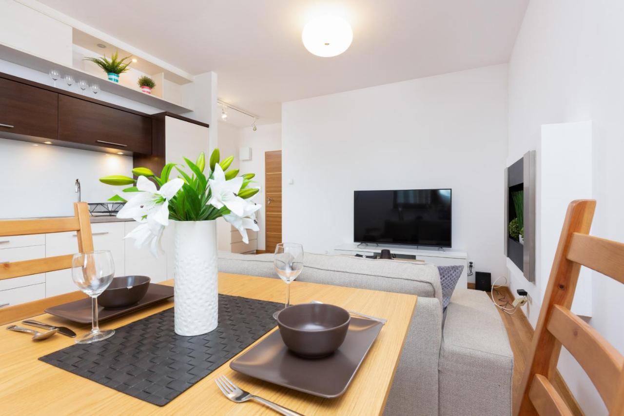 Apartments Platynowa Gdansk By Noclegi Renters Ngoại thất bức ảnh